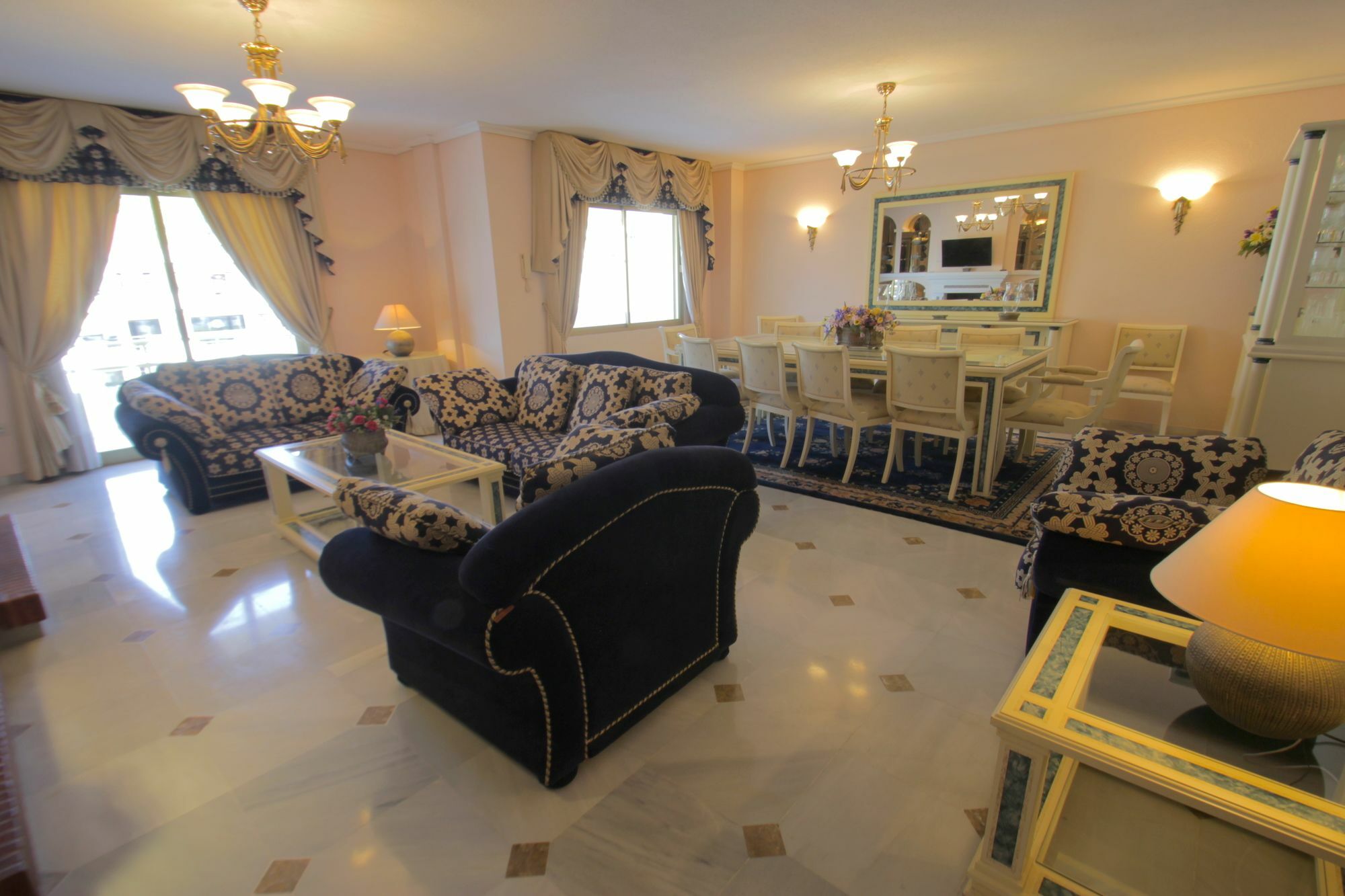 Apartment Riyadh House Marbella